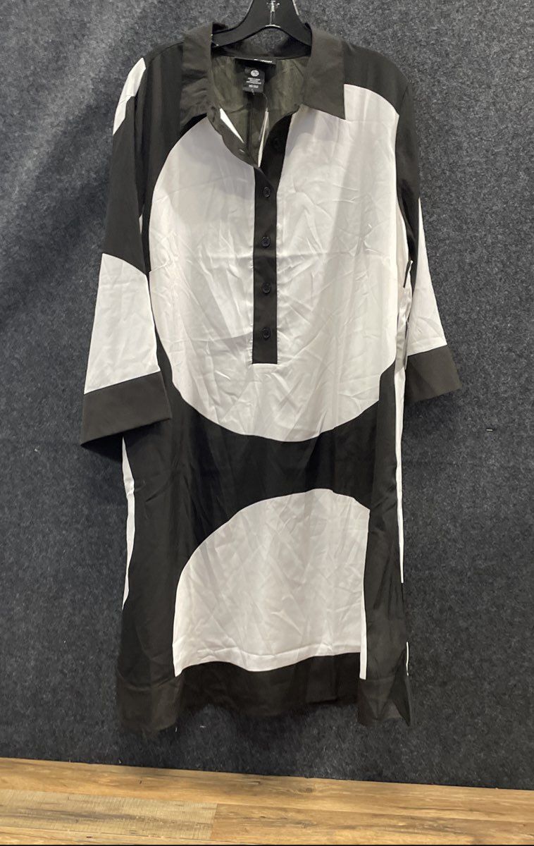 Ashley Stewart Women's Black White Geometric Circle Tunic Top NWT Sz 18/20