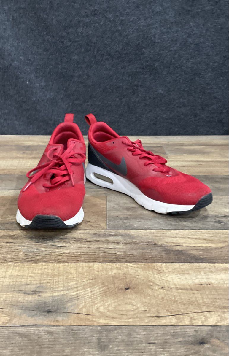 Nike Air Max Tavas GS University Red White Lifestyle Sneakers Size 6Y