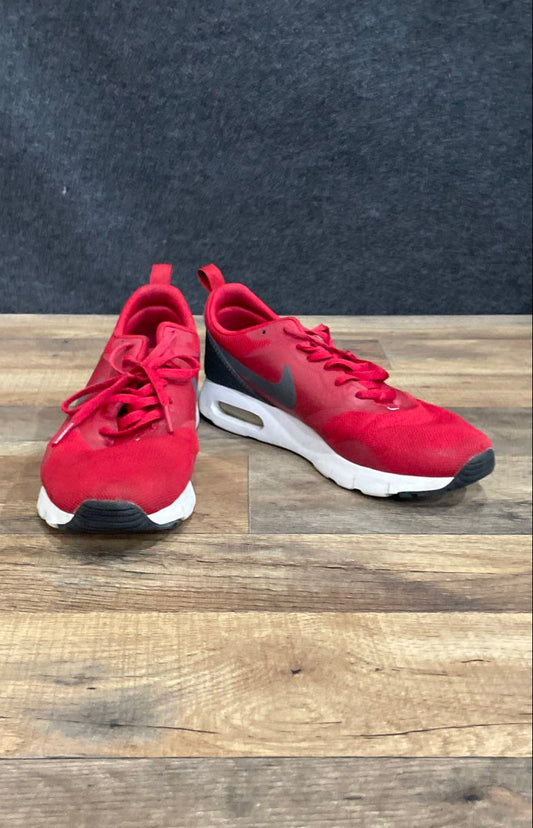 Nike Air Max Tavas GS University Red White Lifestyle Sneakers Size 6Y