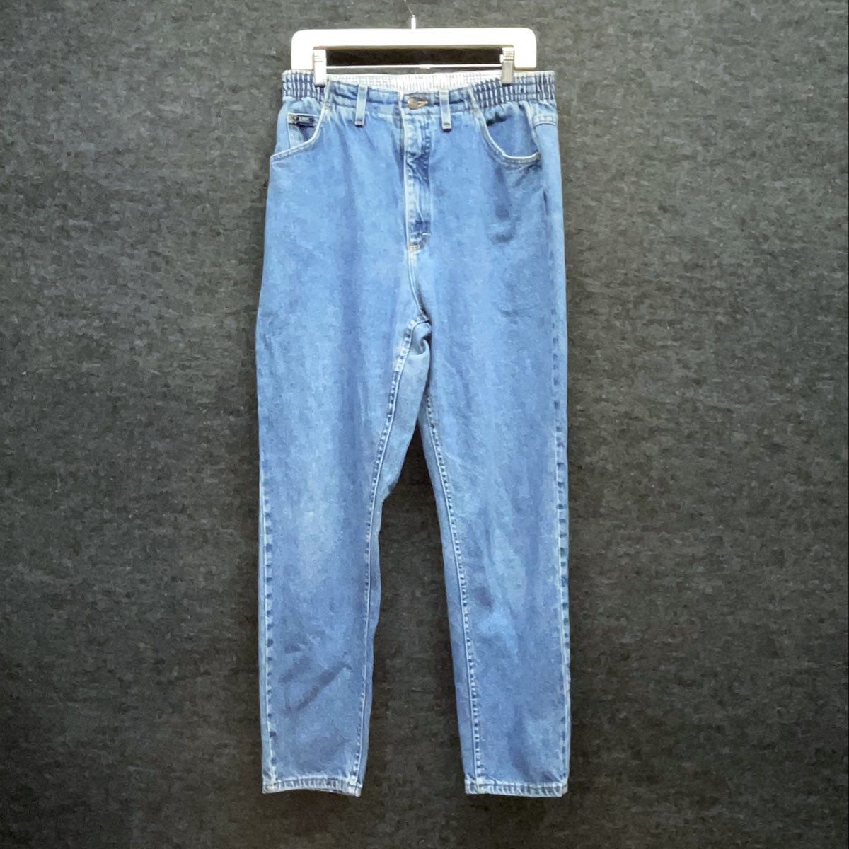 Vintage 90s Lee Women's Light Wash High Rise Elastic Waist Tapered Jeans