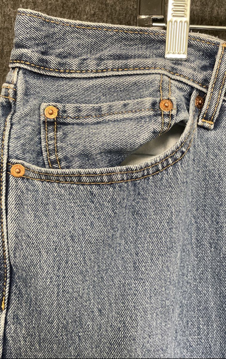 Levi's Men's 505 Regular Fit Straight Leg Light Wash Blue Denim Jeans 42x32