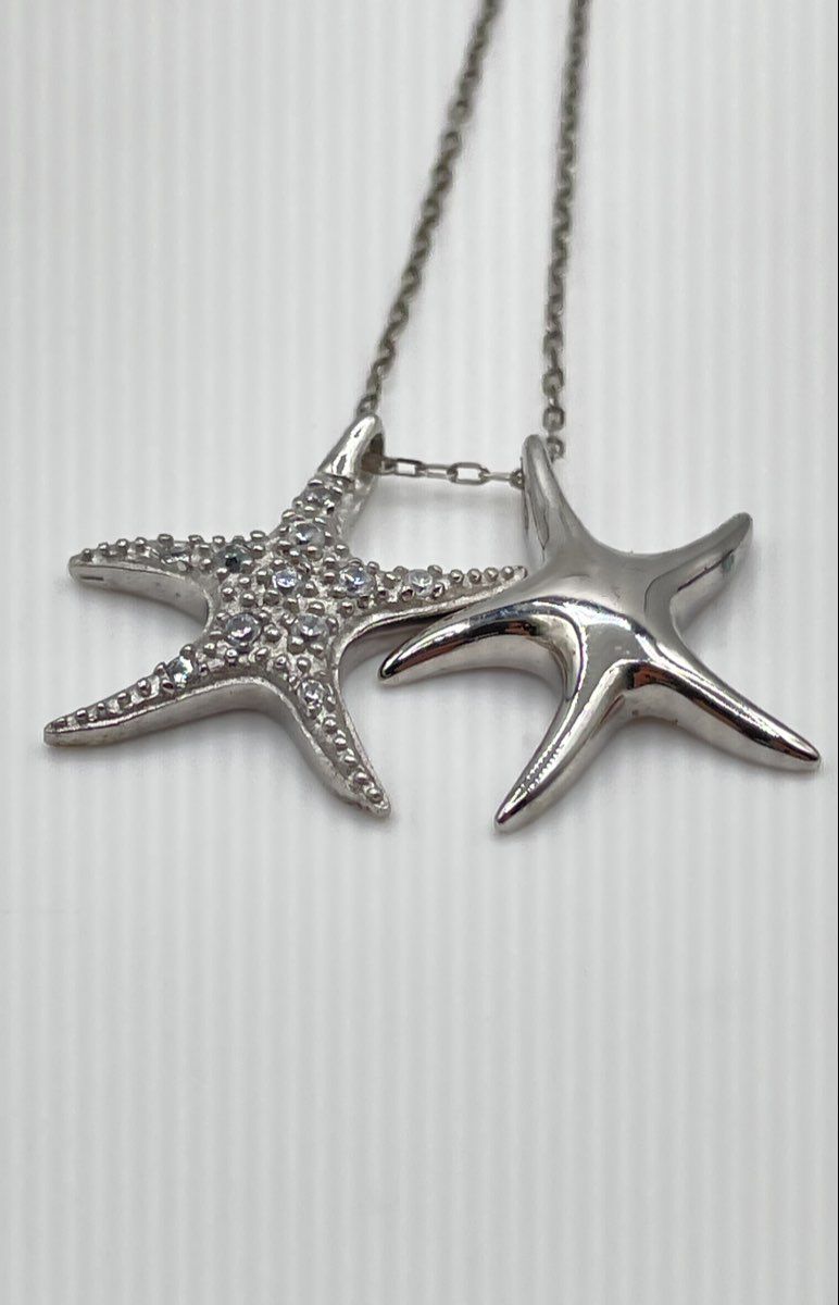 925 Sterling Silver Two Starfish (One W/ CZ Accents) Pendant Necklace 2.9g