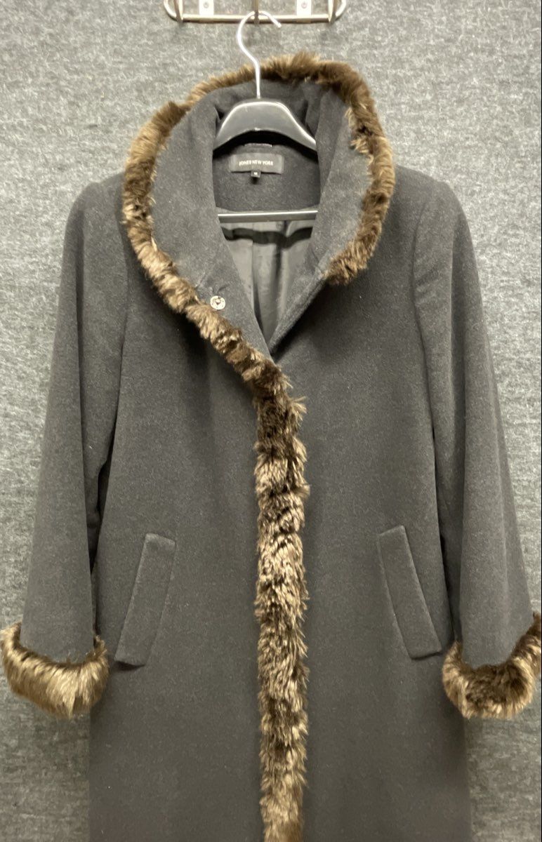 Jones New York Women's Black Long Overcoat Faux Fur Trim Snap Closure Size 10