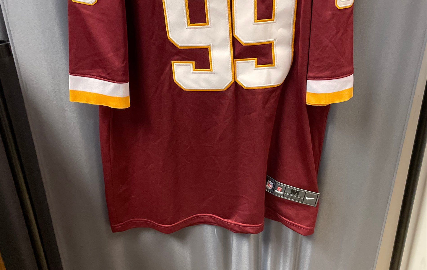 Nike Men's Washington Football Team Chase Young #99 Jersey Burgundy Size M