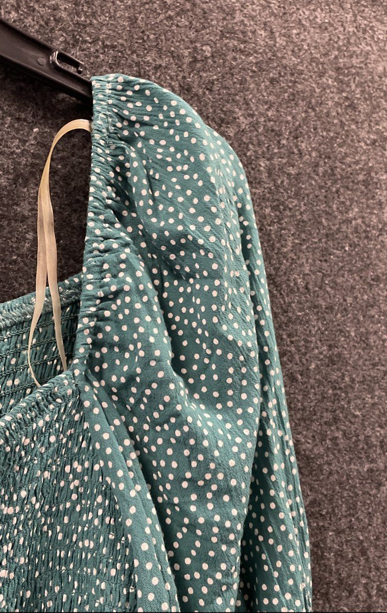 Blue Rain Women's Green Polka Dot Smocked Square Neck Crop Top Blouse M NWT