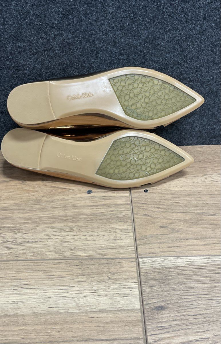 Calvin Klein Gailia Rose Gold Metallic Pointed Toe Flat Shoes Size 10M
