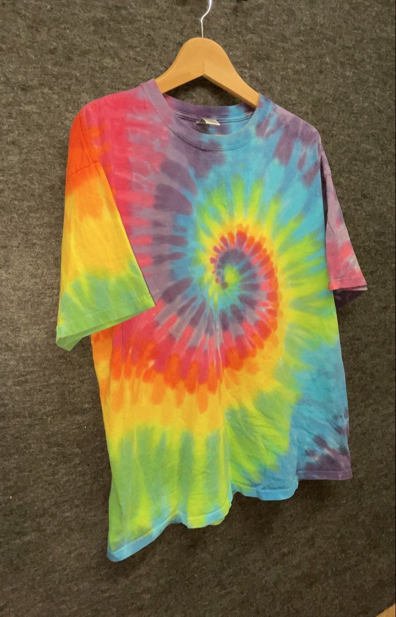 Vintage 90s Sundog Men's Rainbow Spiral Hand Dyed Tie Dye T-Shirt Size XL