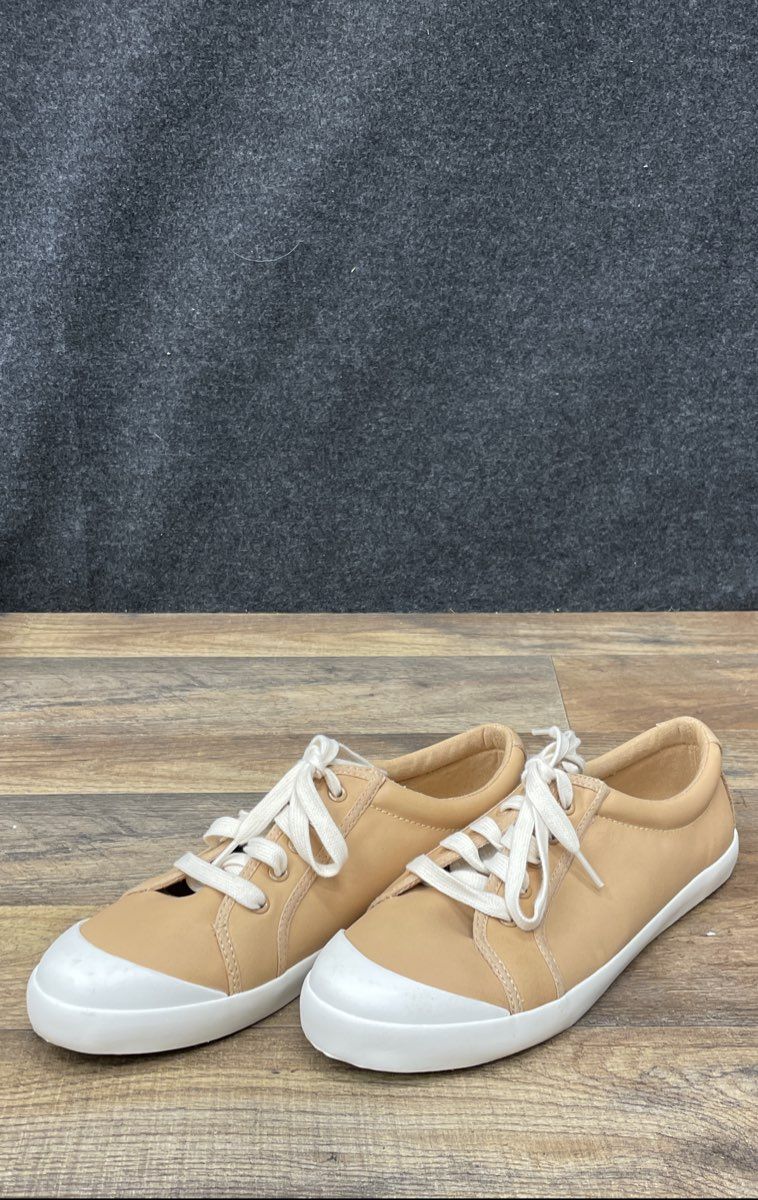 Tommy Bahama Tan Leather Lace Up White Toe Cap Casual Sneakers Size 10