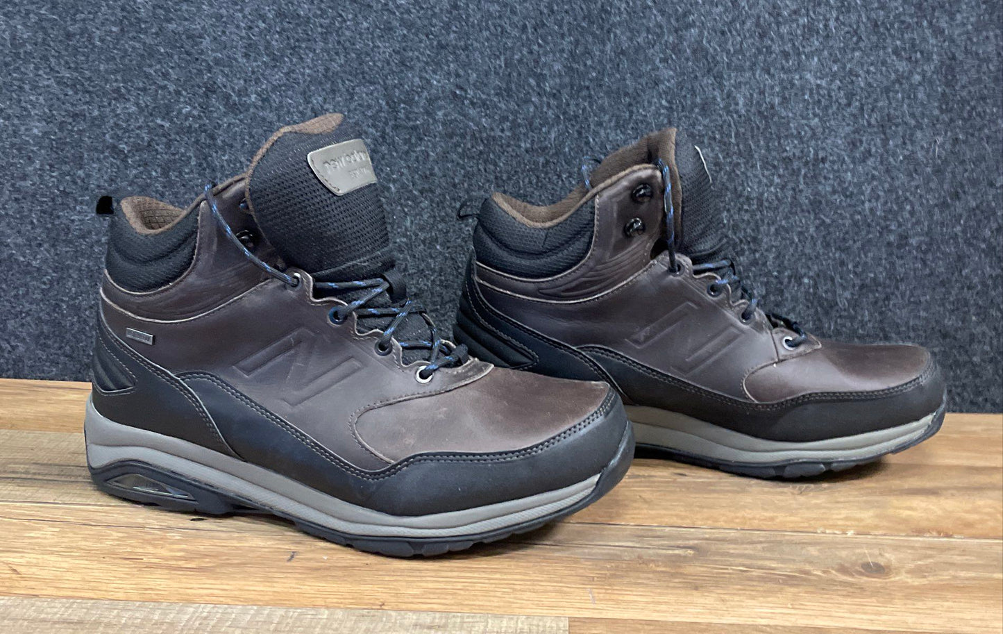 New Balance 1400v1 Dark Brown Waterproof Leather Walking Boots Men's Size 11 6E