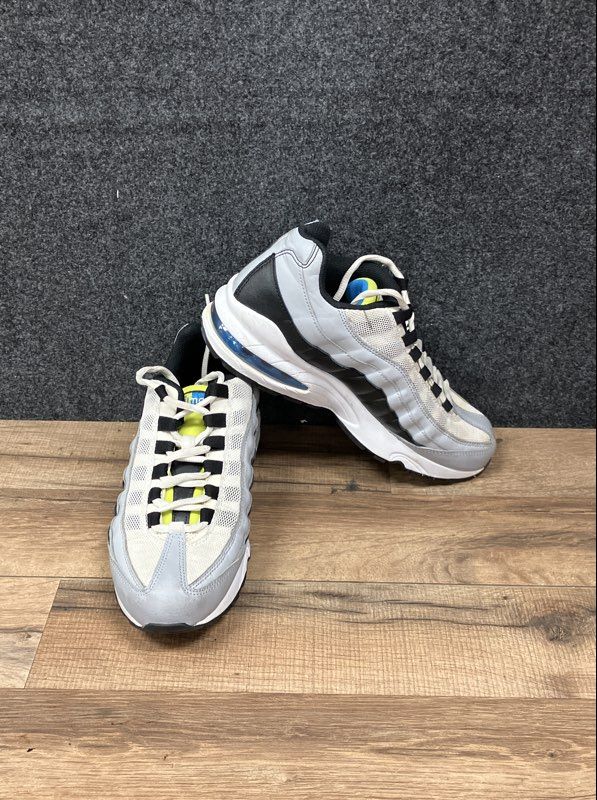 Nike Air Max 95 GS Wolf Grey Blue Volt Sneakers 905348-101 Size 7Y