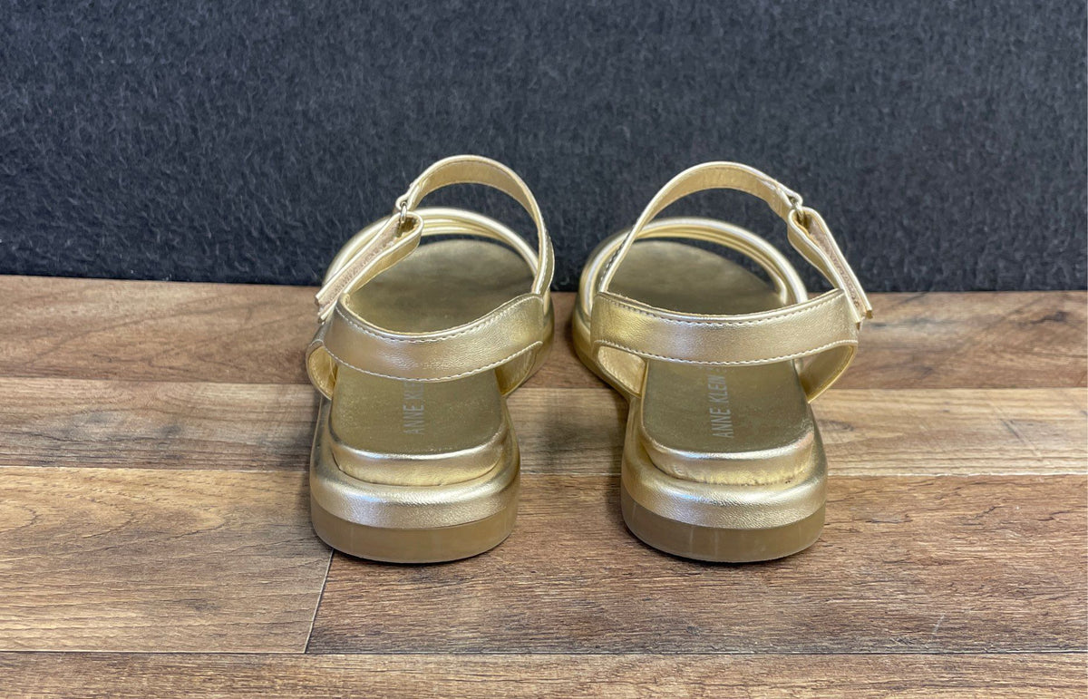 Anne Klein Ellen Metallic Gold Strappy iFlex Footbed Flat Sandals Size 8.5M