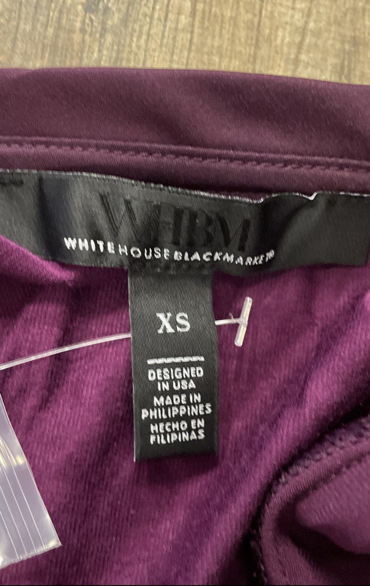 White House Black Market Women's Rich Plum LS Woven Front Top Size XS NWT
