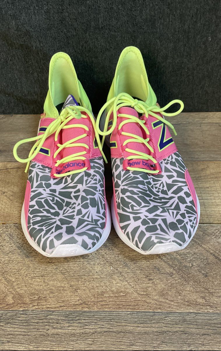 New Balance Fresh Foam ROAV Mosaic Pink Neon Running Shoes W 6.5