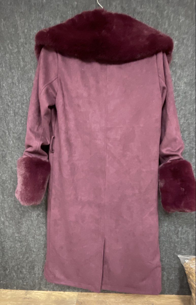 Forever 21 Women's Burgundy Faux Fur Trim Faux Suede Shawl Collar Coat Sz XS