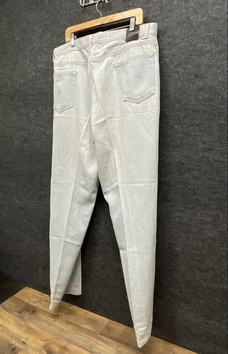 Vintage 90s Hugo Boss Men's Light Blue Acid Wash Tapered Denim Jeans Size 40L