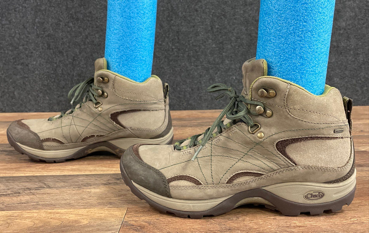Chaco Women's Waterproof Suede Leather Mid Hiking Boots Tan Brown Size 8