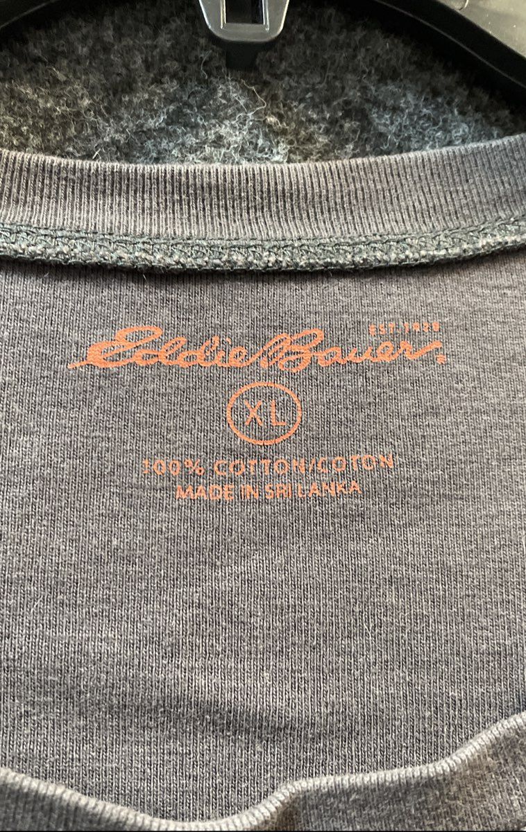 Eddie Bauer Women's Gray Short Sleeve Floral Embroidered Hem Cotton T-Shirt XL