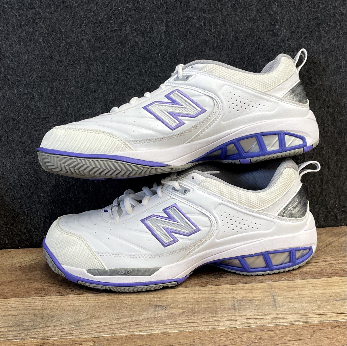 New Balance 806 White Purple Tennis Shoes Women's Size 8