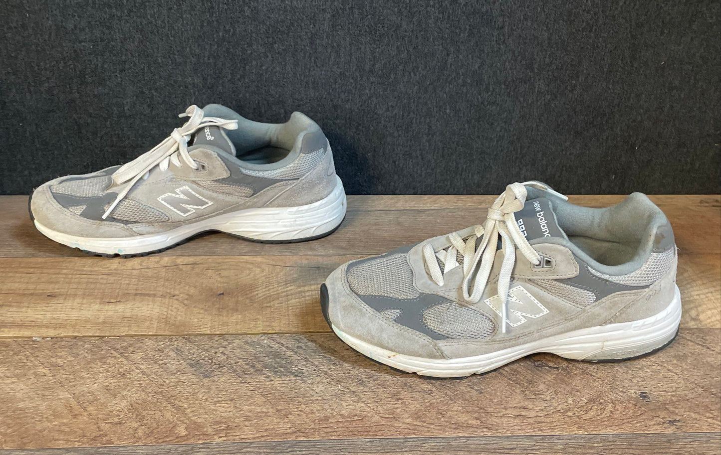 New Balance 993 Grey White GC993GW Running Shoes Sneakers Boys Size 7