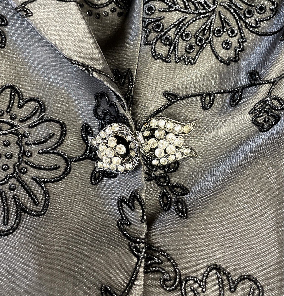 R&M Richards Women's Metallic Gray Floral Embellished Sheer Sleeve Jacket Sz 8