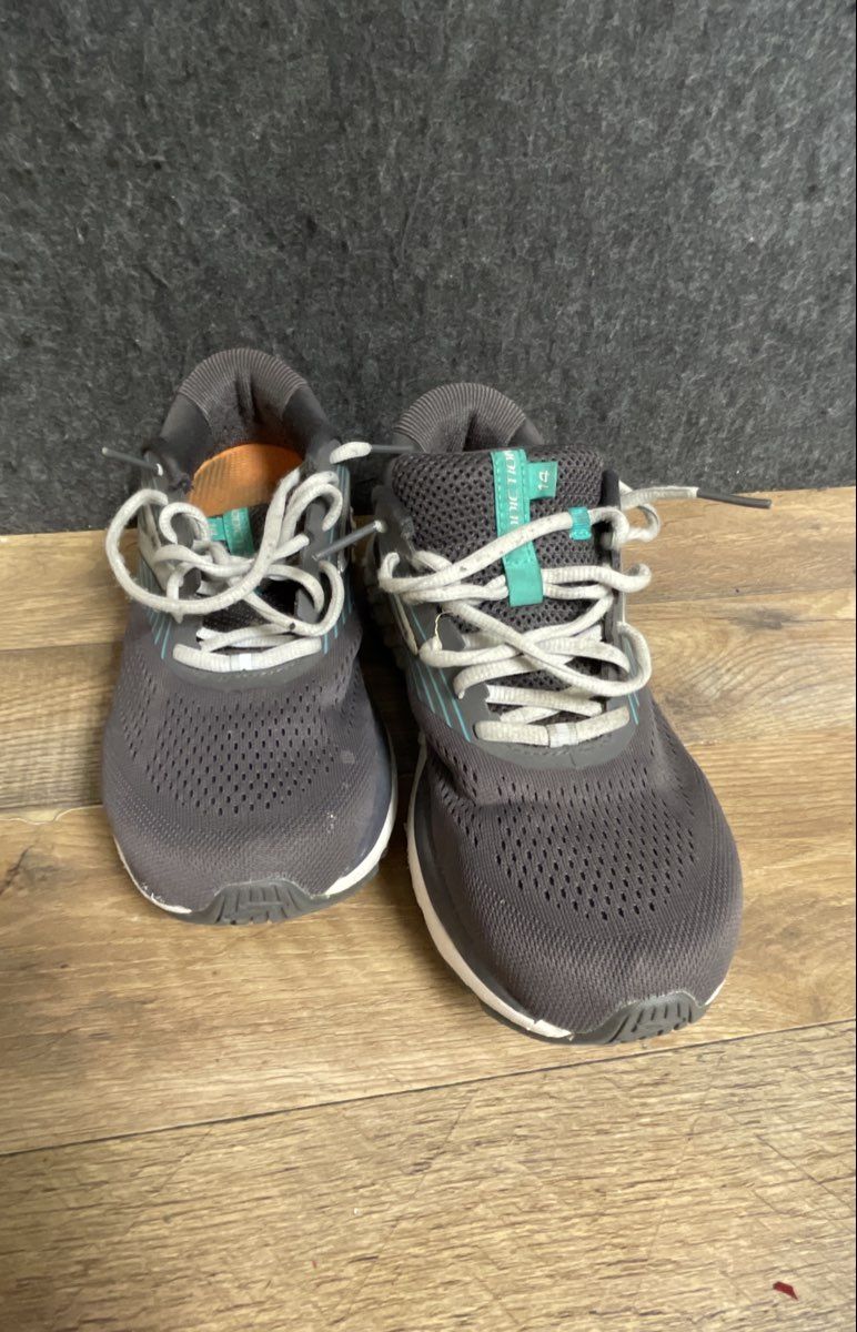 Brooks Addiction 14 Grey Teal Women's Motion Control Running Shoes Size 8.5