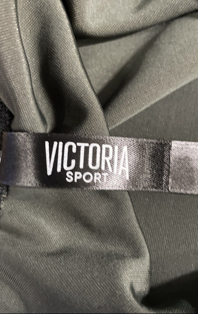Victoria Secret Sport Women's Green Velvet Star Long Sleeve Bodysuit Sz L NWT