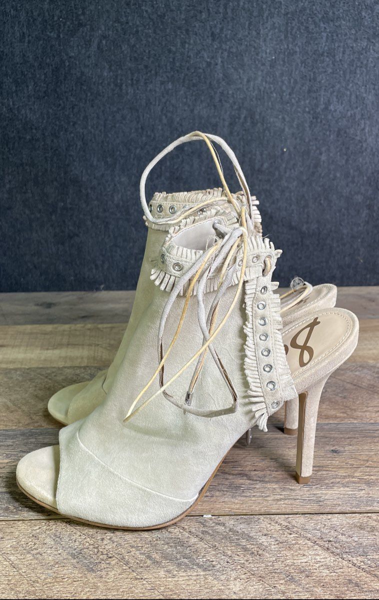Sam Edelman Artie Beige Suede Fringe Lace Up Stiletto Heels Women's Size 8.5