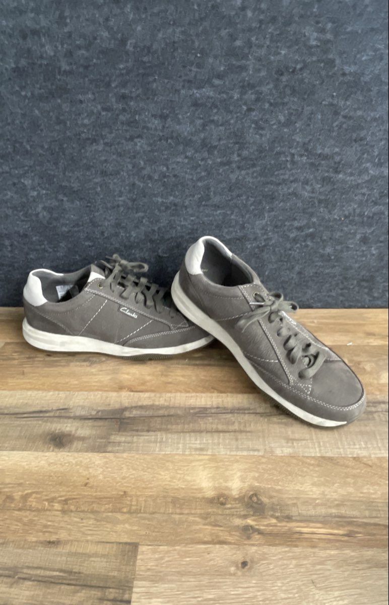 Clarks Collection Men's Grey Leather Lace Up Walking Sneakers Size 11.5