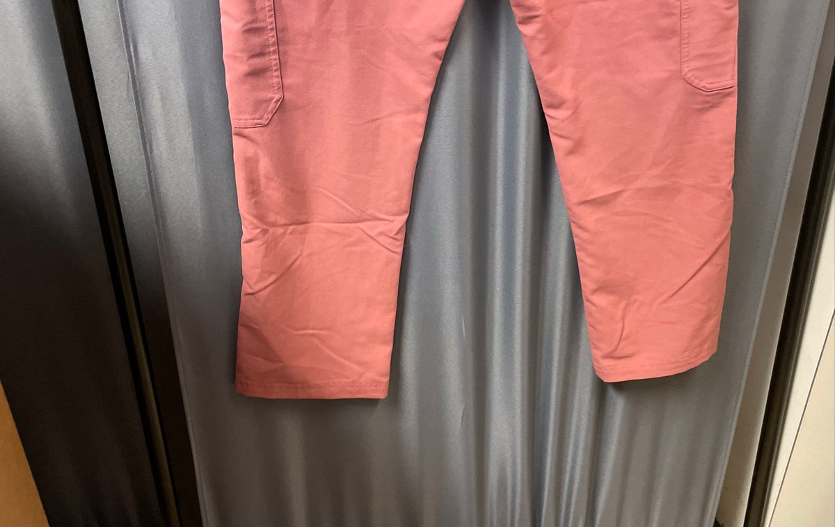 Figs Men's Cairo Cargo Scrub Pants Brick Technical Collection Sz Medium Short