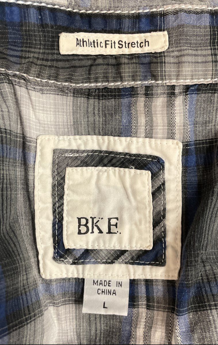 BKE Men's Gray Blue Plaid Athletic Fit Stretch Short Sleeve Button Up Shirt L