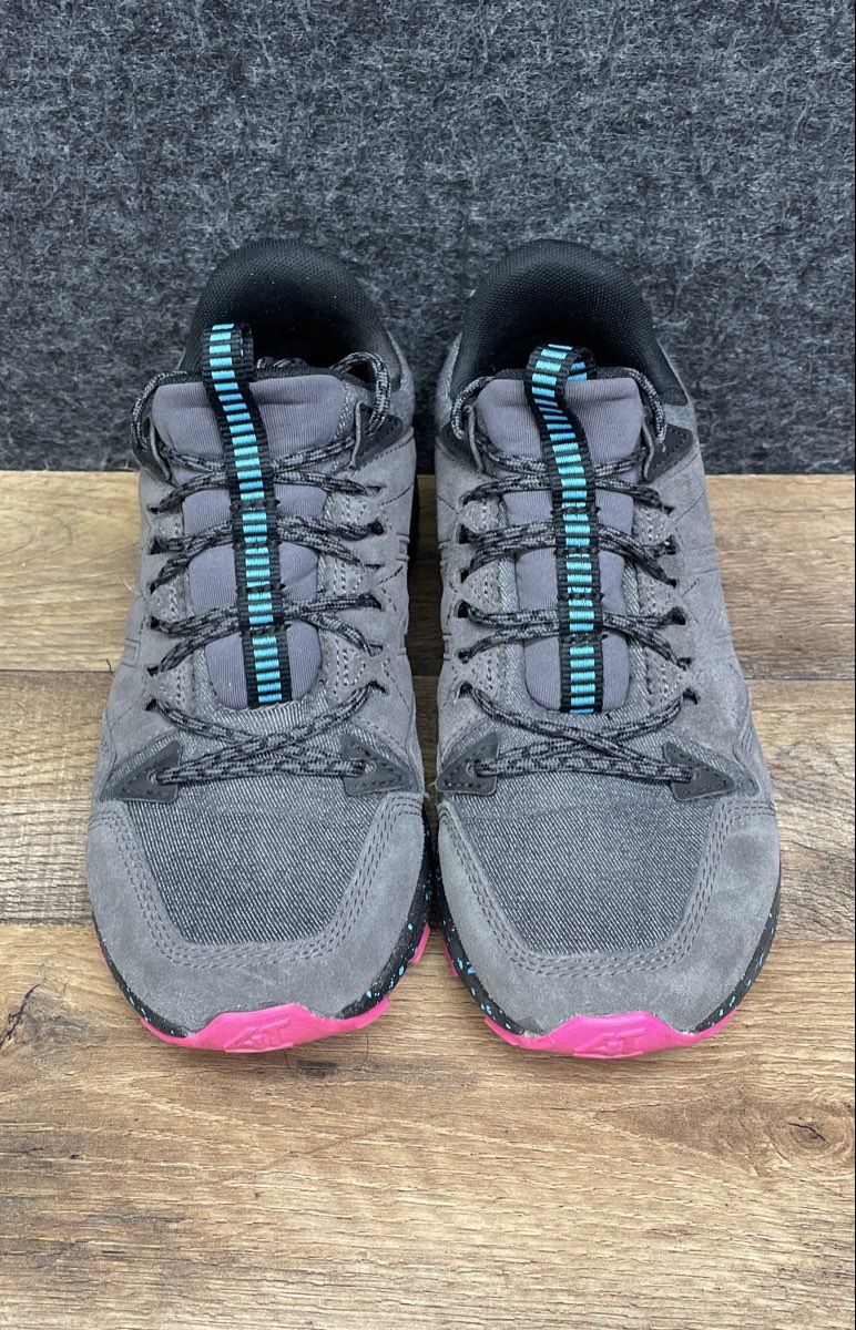 New Balance Fresh Foam Crag v1 Grey Pink Teal Trail Running Shoes Women's Sz 8