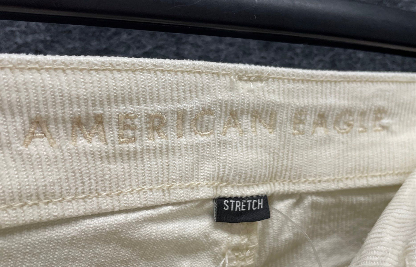 American Eagle Women's White Corduroy Stretch Pants Sz 0 Regular NWT