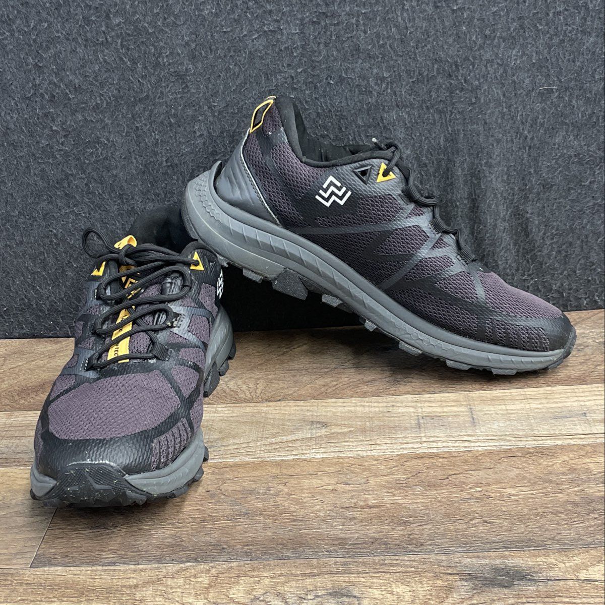 Hi-Tec Mauna Hiker WP Black Grey Waterproof Hiking Shoes Men's Size 9