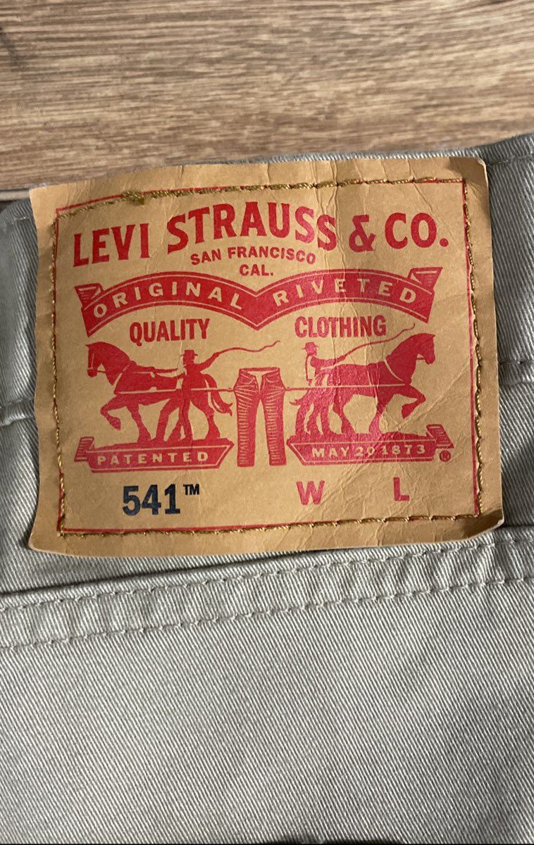Levi's Men's 541 Athletic Taper Khaki Performance Stretch Twill Pants NWT 50x30