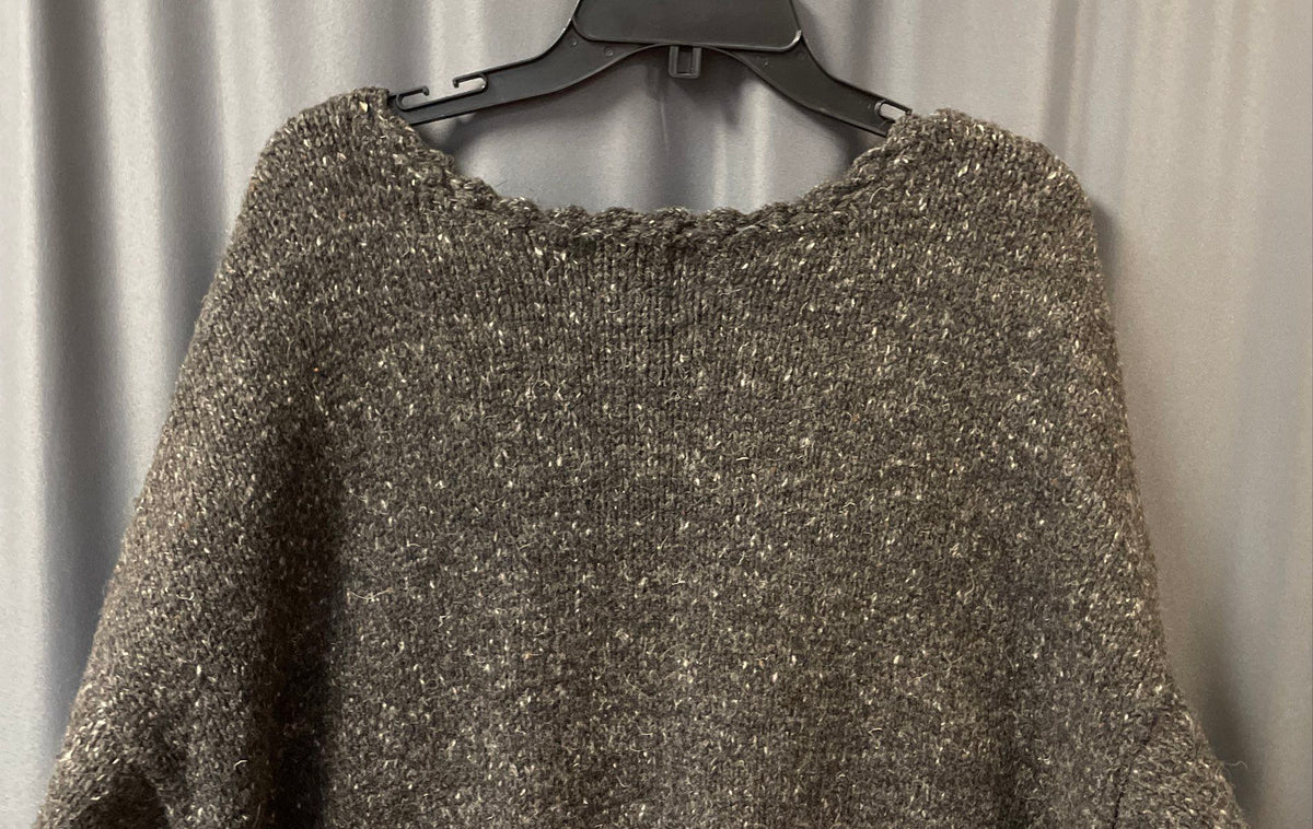 Vintage JK America Women's Gray Wool Angora Snowflake Beaded Sweater Sz 22/24