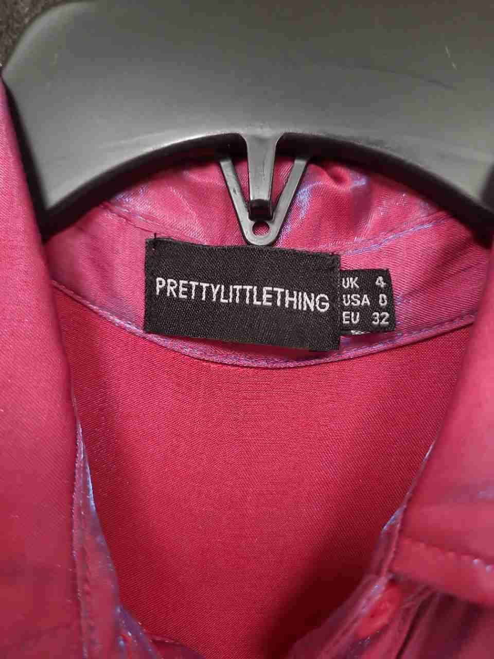 PrettyLittleThing Women's Pink Iridescent Long Sleeve Button Down Blouse Sz 0