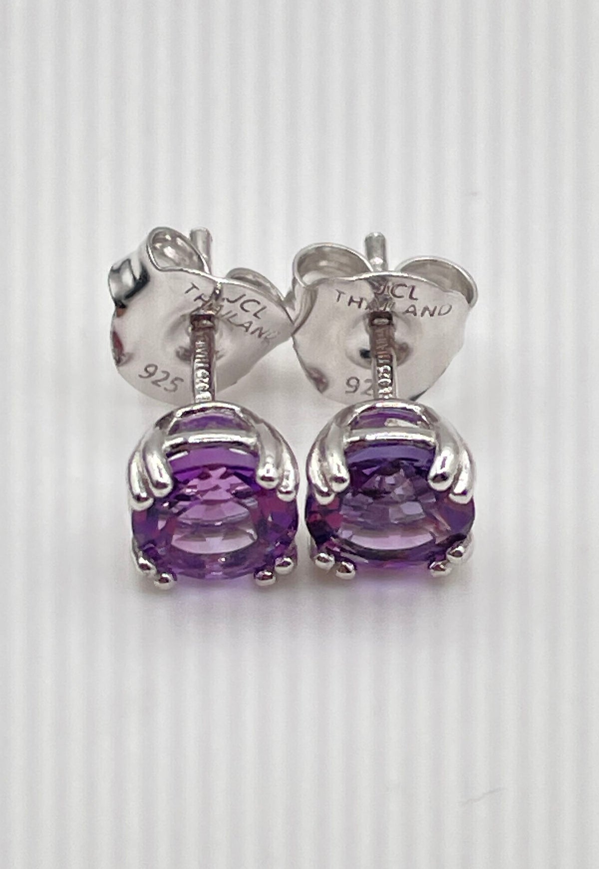 925 Sterling Silver Purple Amethyst Stud Earrings 1.5g