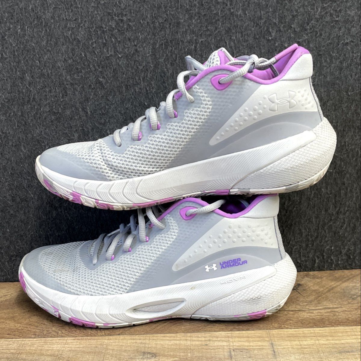 Under Armour HOVR Breakthru Grey Purple Women's Basketball Shoes Size 8