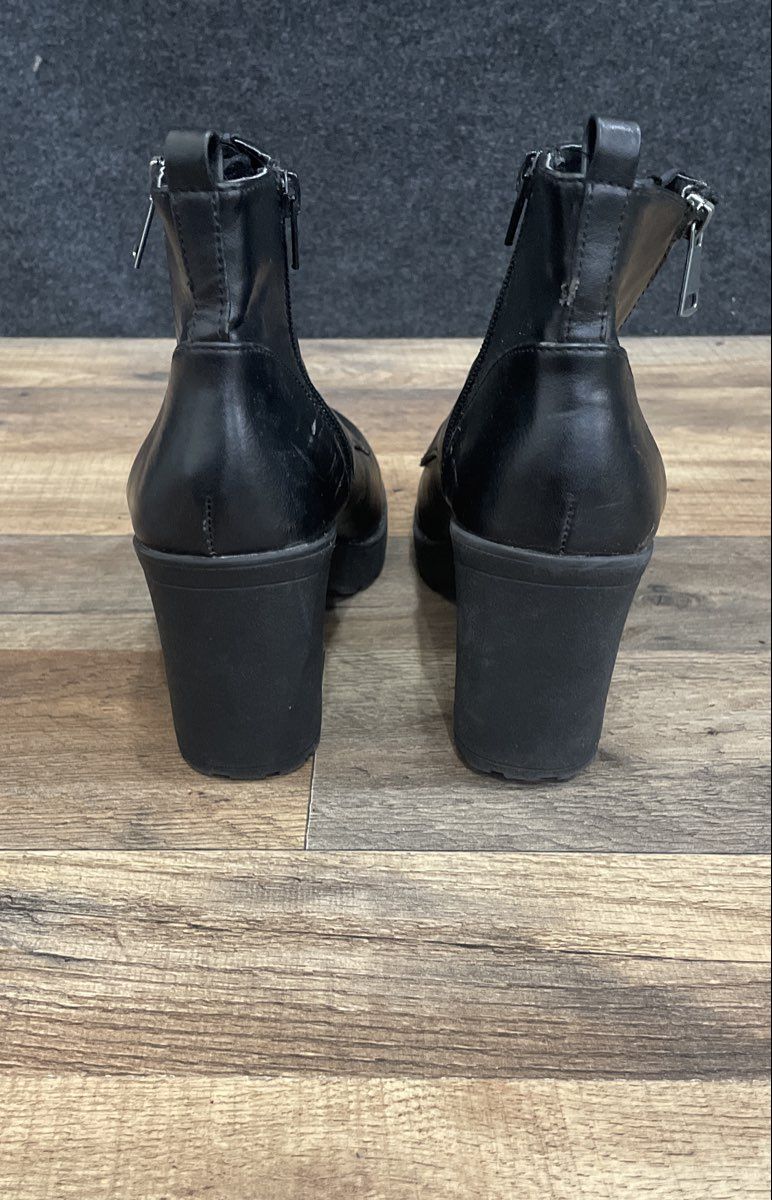 Mossimo Supply Co Black Platform Lace Up Ankle Boots Women's Size 8.5