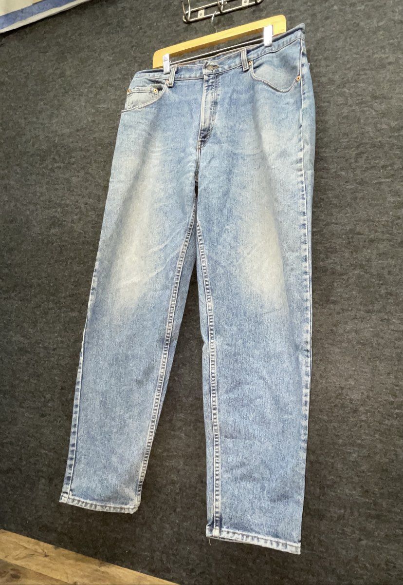 Vintage 90s Levi's 560 Comfort Fit Tapered Leg Jeans Made in USA Sz 36x34