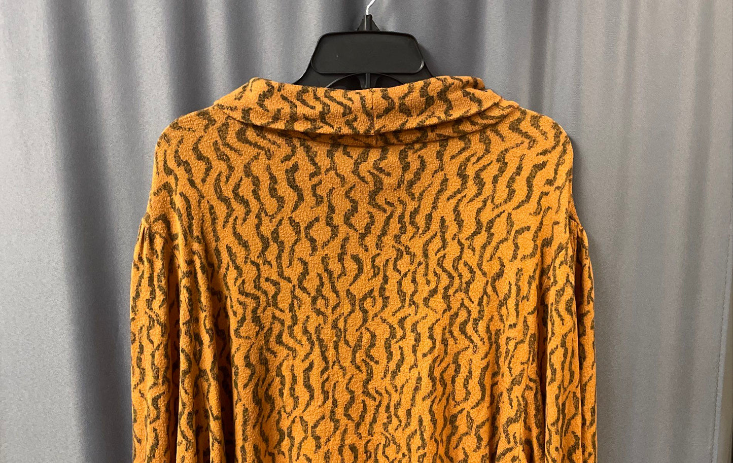 Anthropologie Women's A+ Orange Black Abstract Turtleneck Sweater Sz 3X