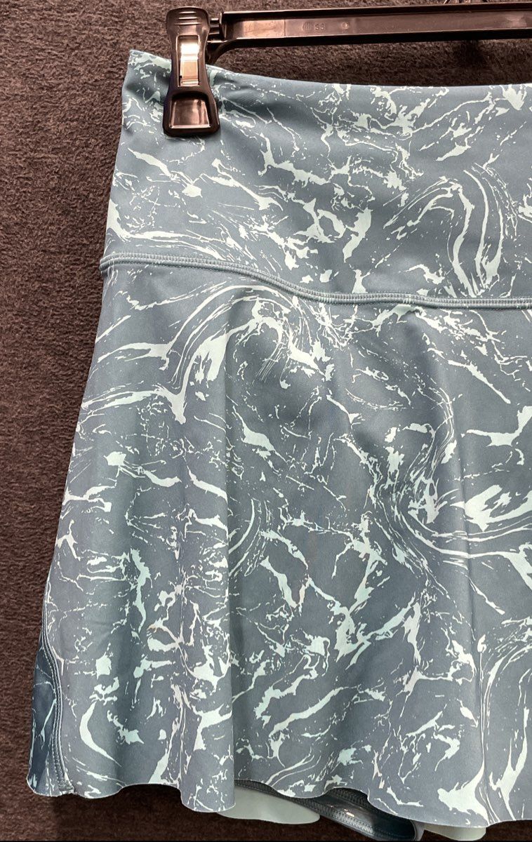 Athleta Women's Ace Printed Tennis Skort Teal Green Marble Pattern Sz S