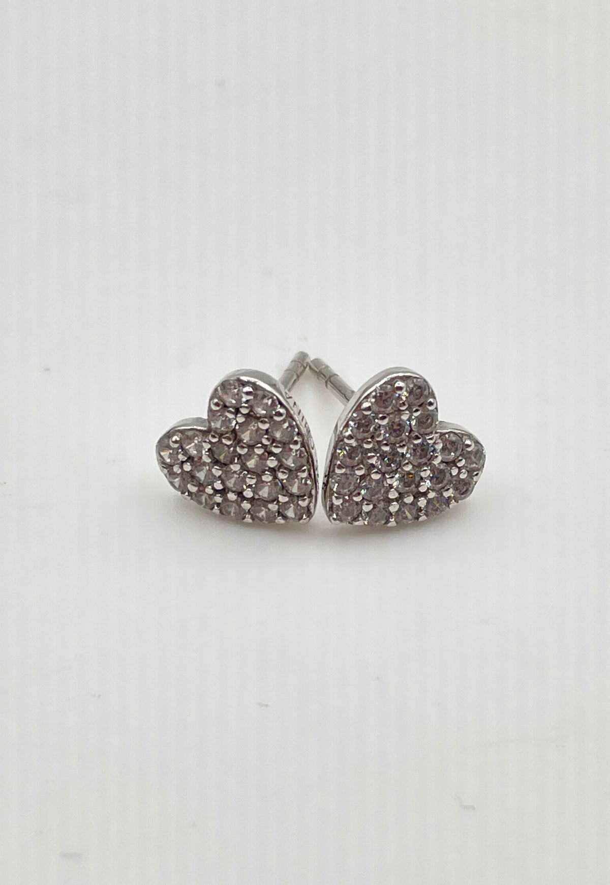 925 Sterling Silver Pavé CZ Heart Stud Earrings 1.4g