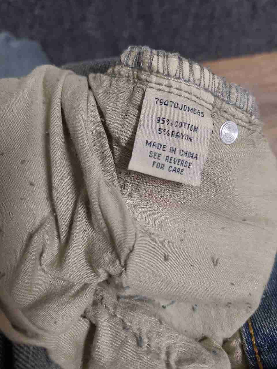 Angel Kiss Women's Blue Light Wash Star Patch Frayed Straight Jeans Sz 11/30 NWT