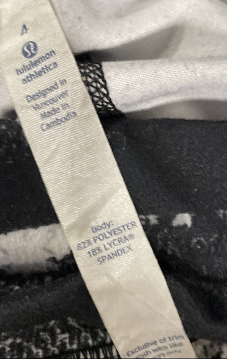 Lululemon Women's Black White Tropical Palm Striped Leggings Sz 4 NWT