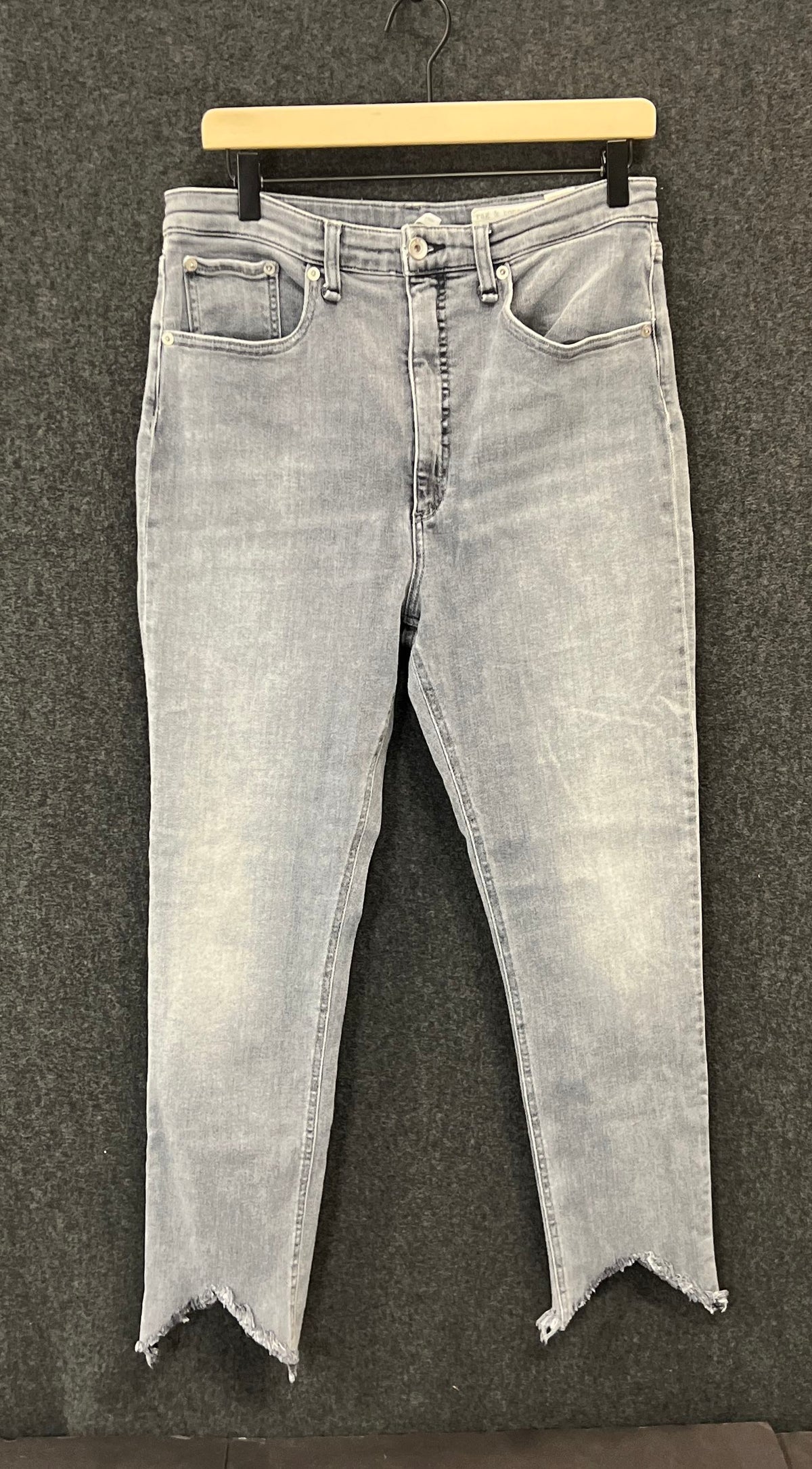 Rag & Bone Women's Dexter High Rise Grey Jeans Raw V-Hem Sz 30