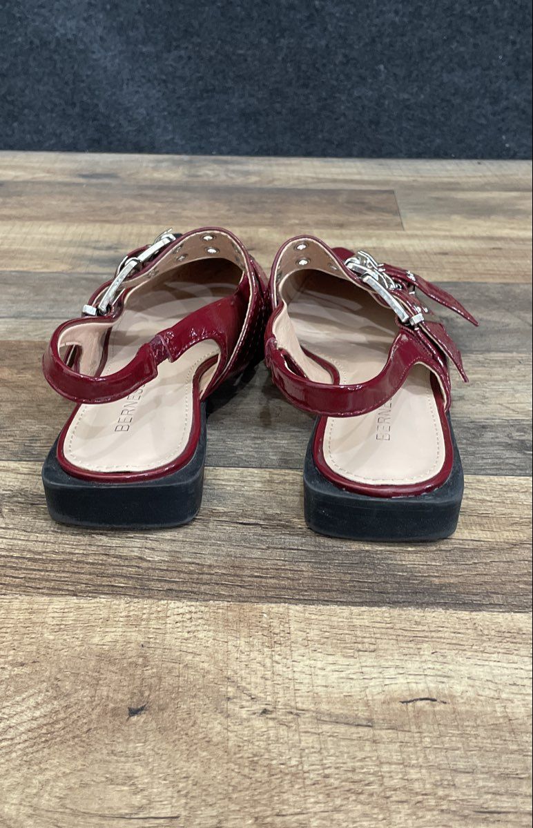 Berness Addison Red Pointed Toe Grommet Buckle Slingback Sandals Size 5.5