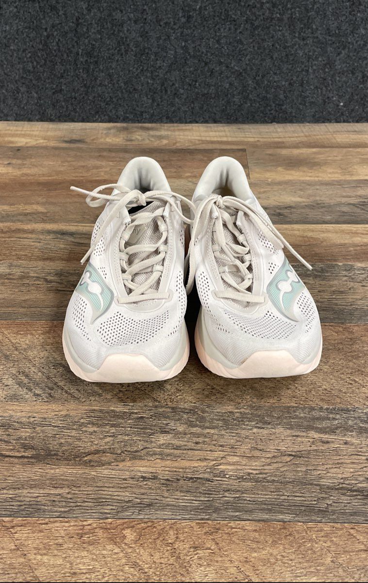Saucony Kinvara 13 White Pink Mint Women's Running Shoes Size 7