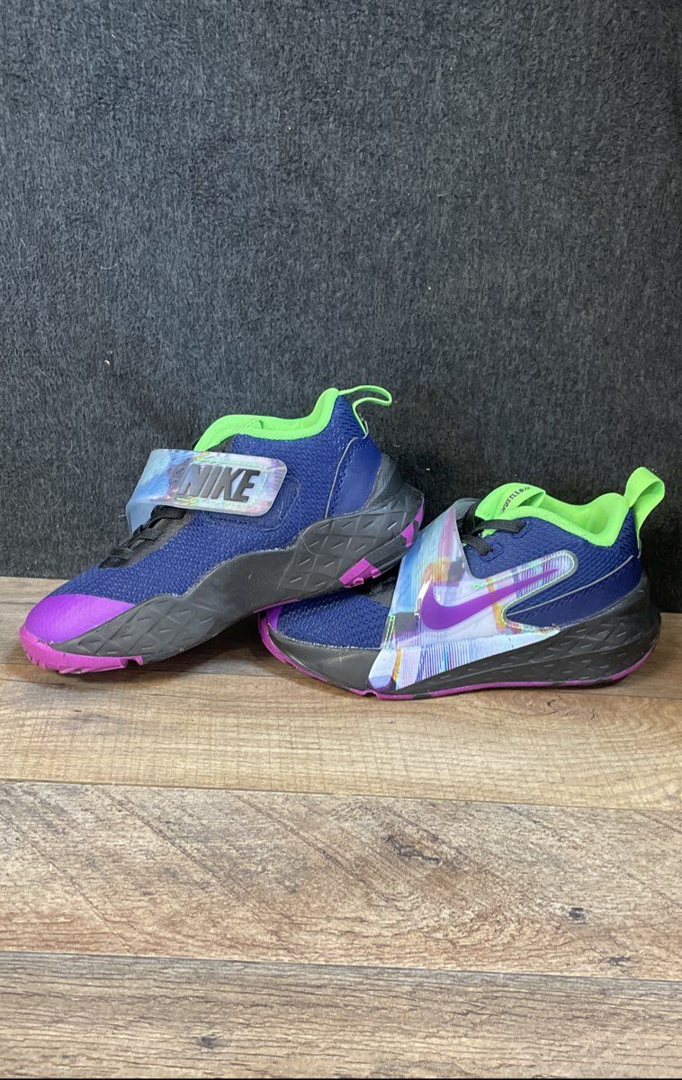 Nike Hustle D 12 Blue Purple Green Kids Basketball Shoes Size 13C