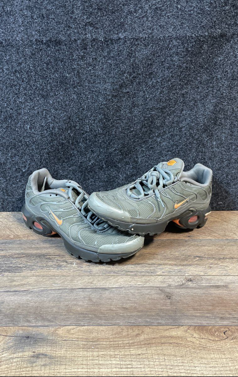 Nike Air Max Plus TN Olive Green Orange Youth Sneakers AO5435-001 Size 6Y